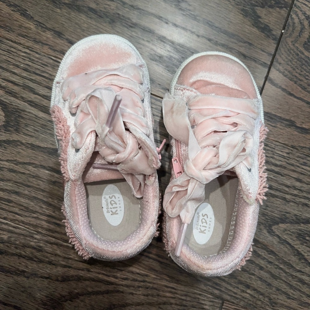 Dr scholl’s dusty pink smeaker with zipper luxury baby rare find - Picture 6 of 6